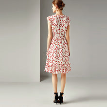 Carregar imagem no visualizador da galeria, 2023 spring and summer women&#39;s new fashion V-neck ruffled waist slimming silk printed A-line dress