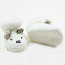 Laden Sie das Bild in den Galerie-Viewer, Warm Newborn Socks Unisex Baby Boy Girls Infant Cute Bear Crib Warm Shoes