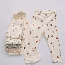 Laden Sie das Bild in den Galerie-Viewer, Floral Print Baby Pajama Set Baby Clothes Set Infant Kids Outfits Sweatshirt Suit Children Cotton Tops+ Pants Baby Clothing Set